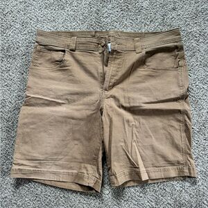 Columbia Men's Brown Flat Front Shorts
